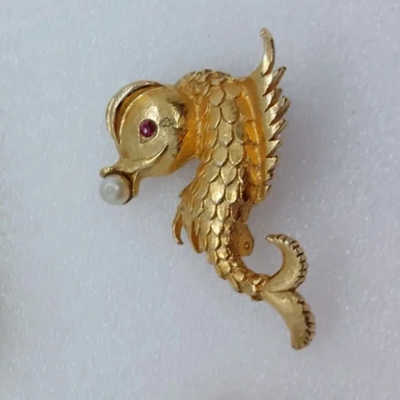 Lucky Gold Koi Fish Brooch Pearl Ruby Rhinestone Crystal Whimsical Fengshui Chi - Picture 4 of 9